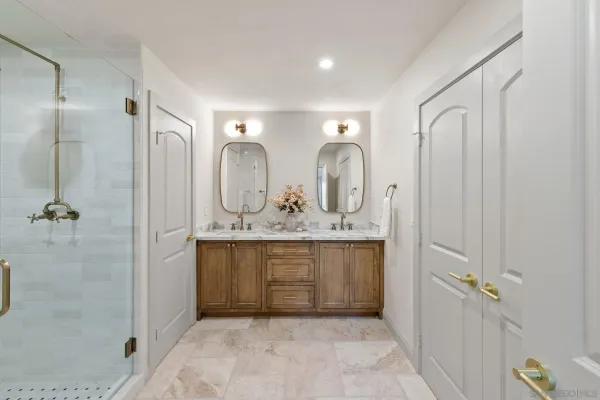 $4,350,000 | 8390 Cliffridge Lane, La Jolla, CA 92037