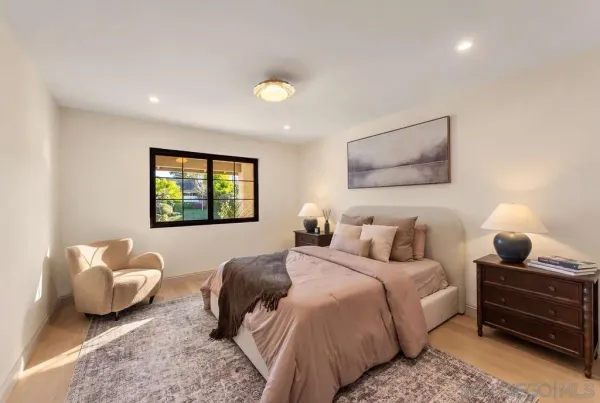 $4,350,000 | 8390 Cliffridge Lane, La Jolla, CA 92037