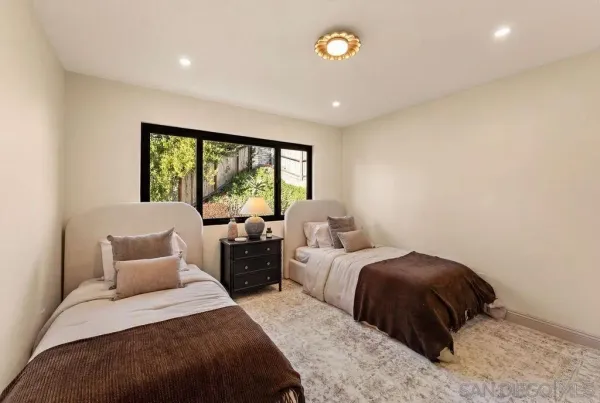 $4,350,000 | 8390 Cliffridge Lane, La Jolla, CA 92037