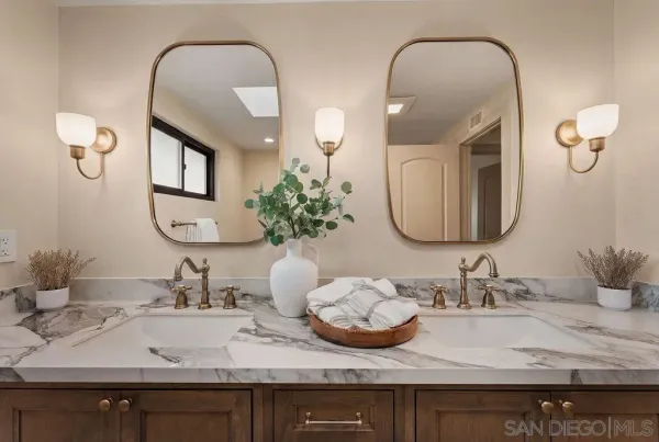 $4,350,000 | 8390 Cliffridge Lane, La Jolla, CA 92037