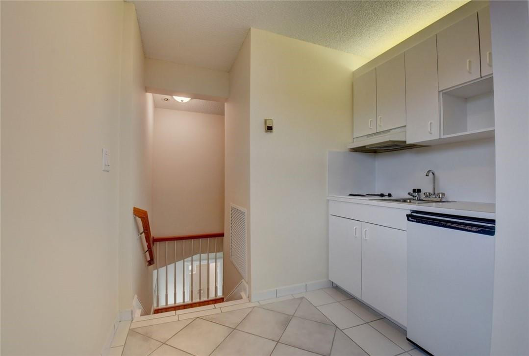 49 Cayuga Road Fort Lauderdale, FL 33308 - Photo 27 of 38 Kitchenette for the in-law/guest suite