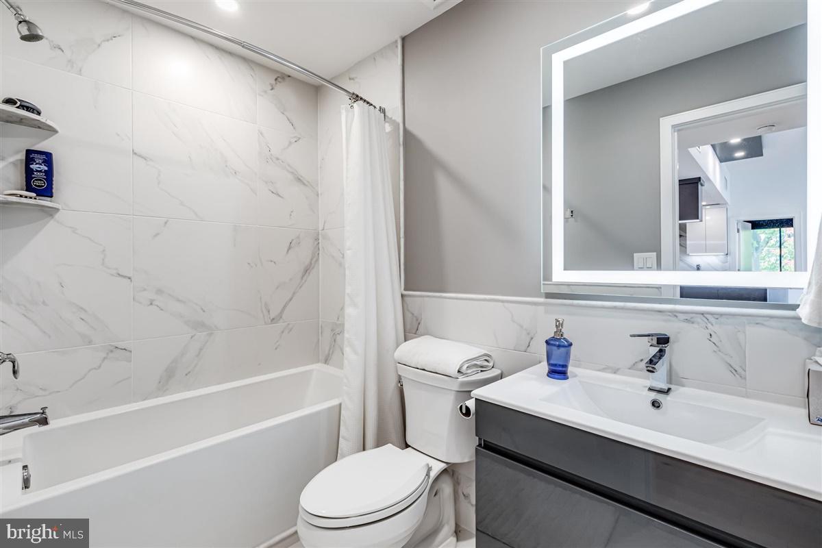 1 Markham Road, Unit 3E Princeton, NJ 08540 - Photo 26 of 31 Full Bath