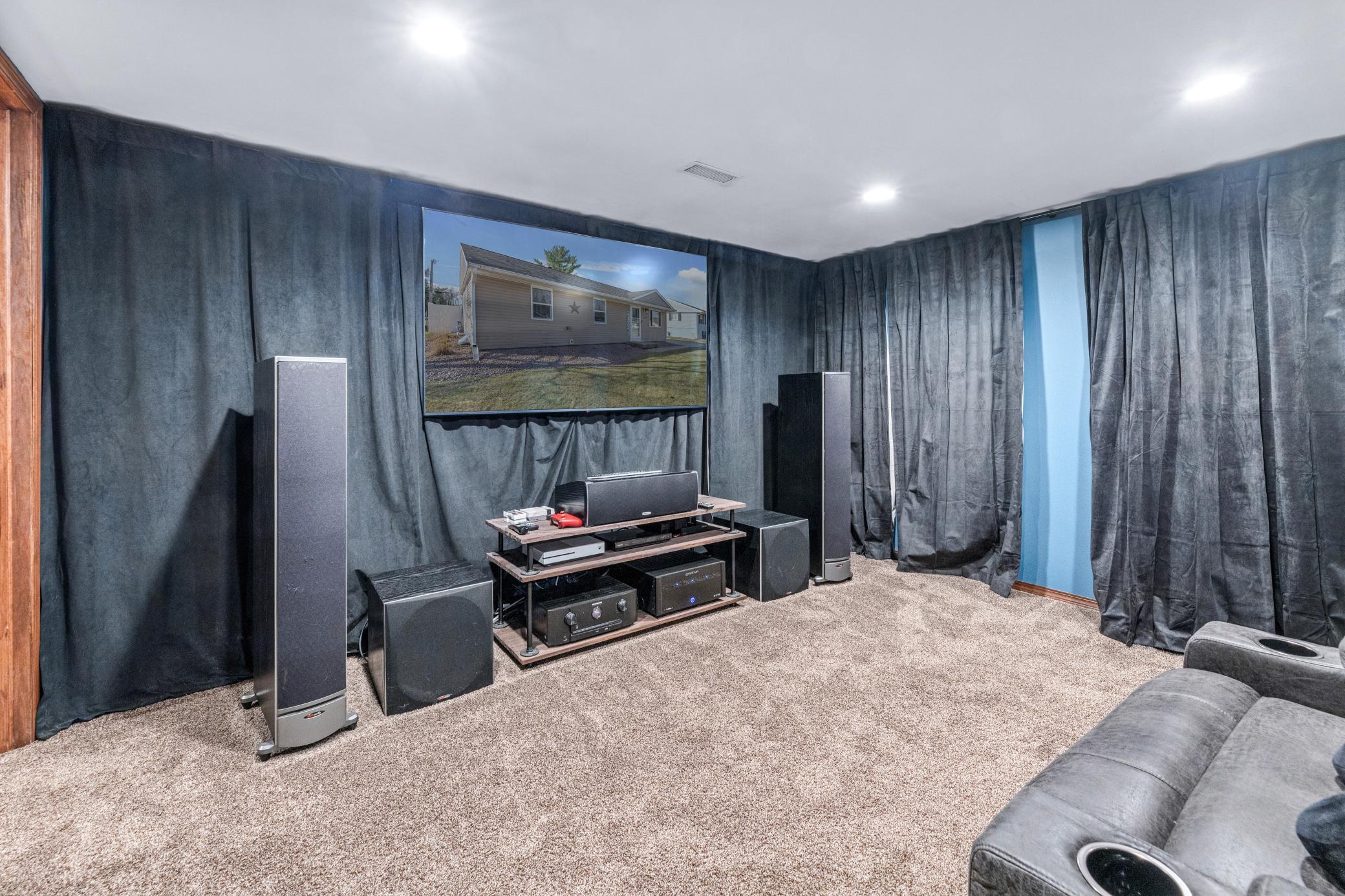 1220 Green Street Onalaska, WI 54650 - Photo 13 of 27