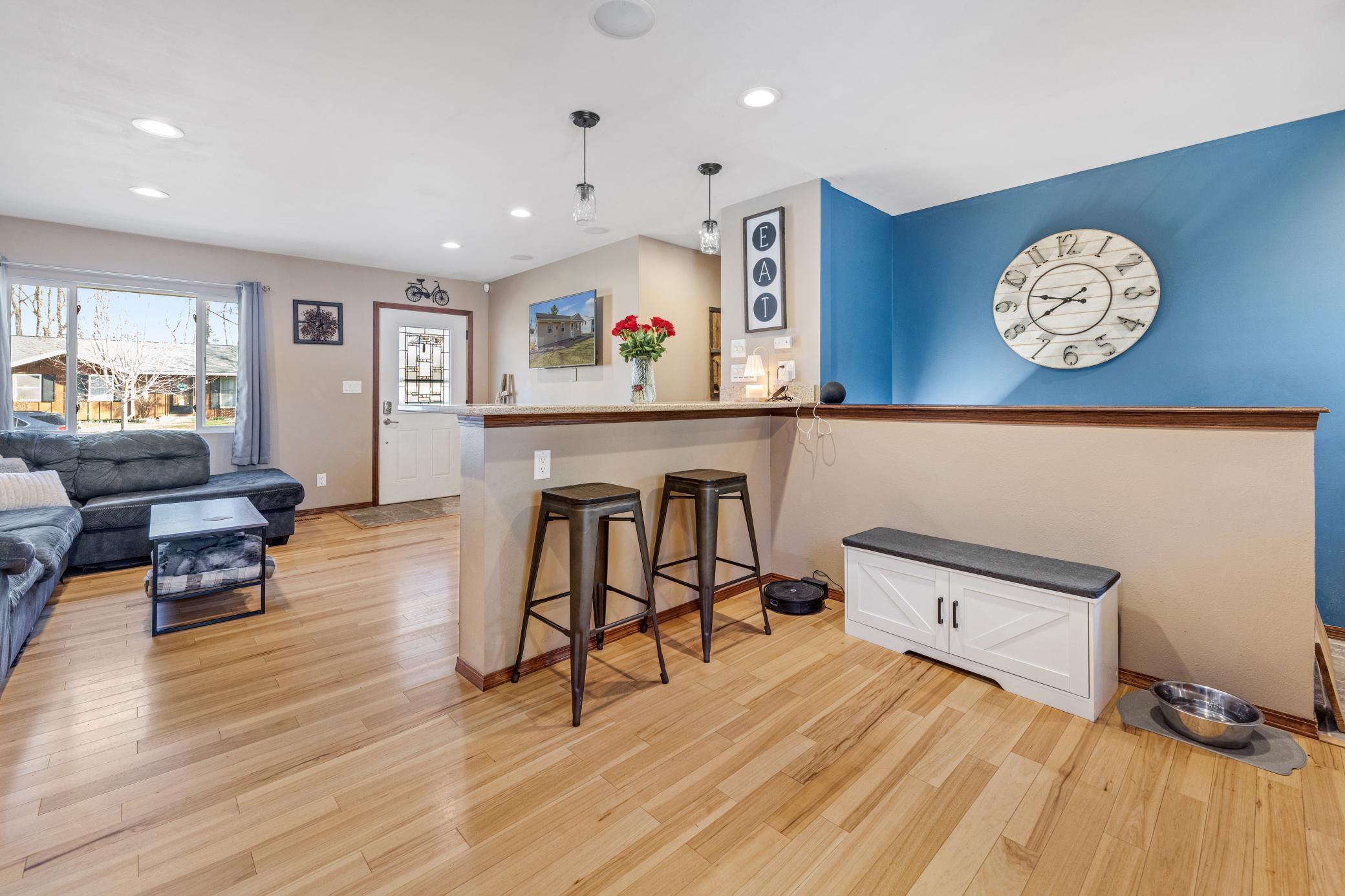 1220 Green Street Onalaska, WI 54650 - Photo 7 of 27