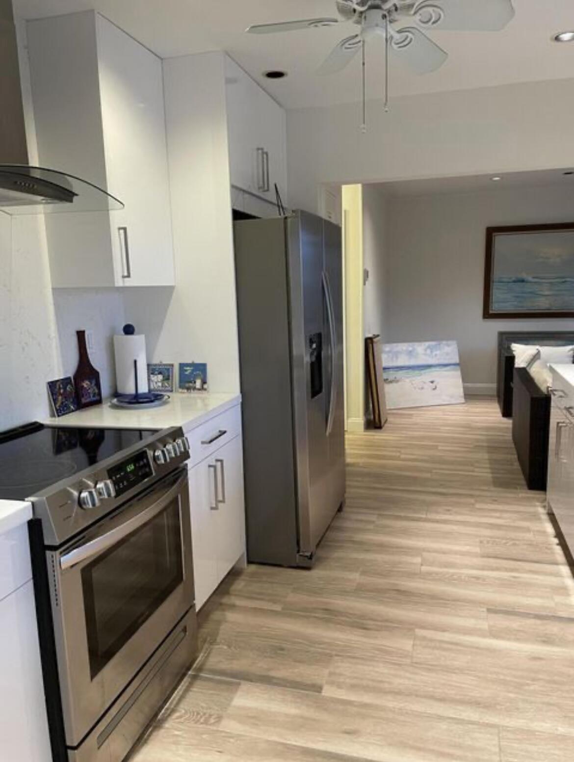 823 Forsyth Street Boca Raton, FL 33487 - Photo 3 of 11 IMG_5774