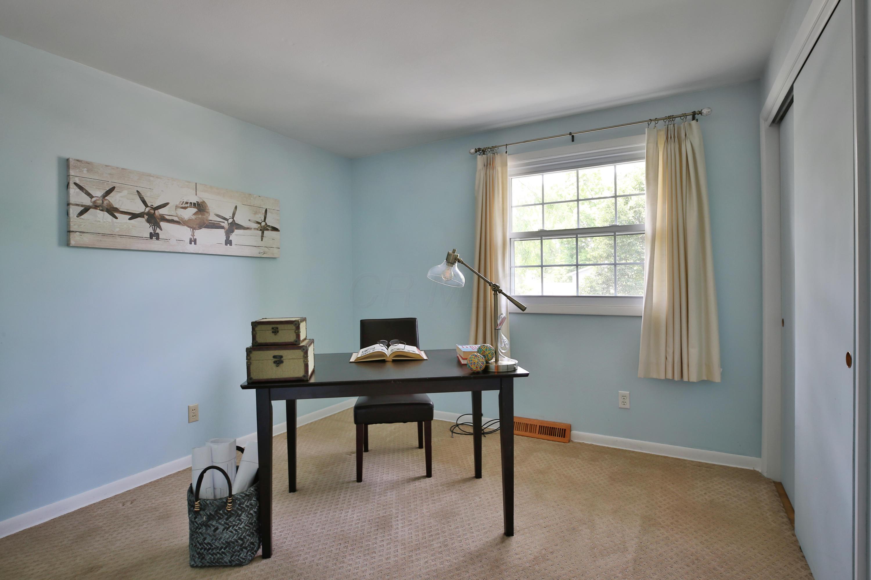 4188 Rowanne Road Columbus, OH 43214 - Photo 36 of 48 Gallery Image 36