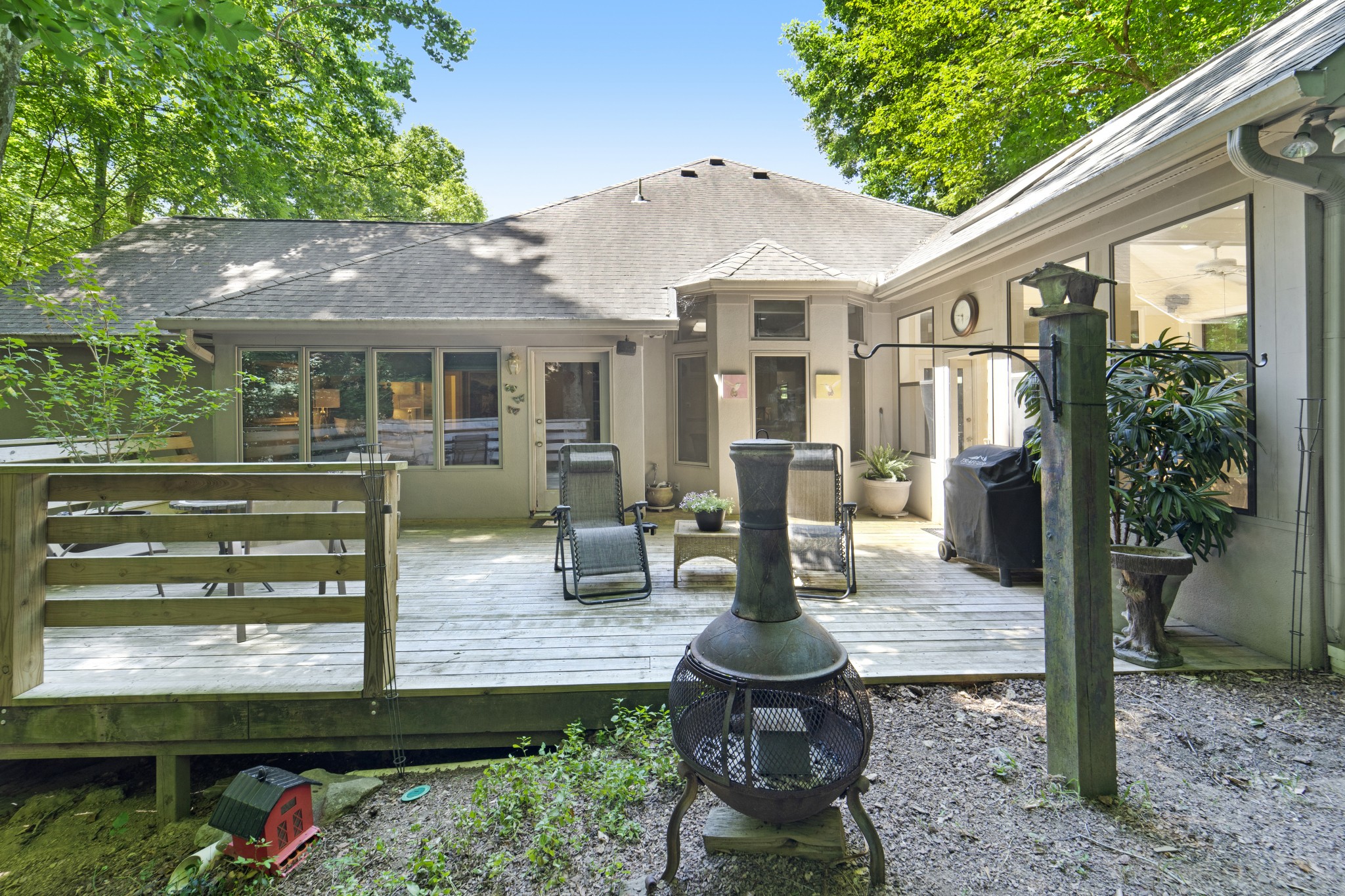 166 Hicks Road Nashville, TN 37221 - Photo 30 of 43 a front view of a house with garden