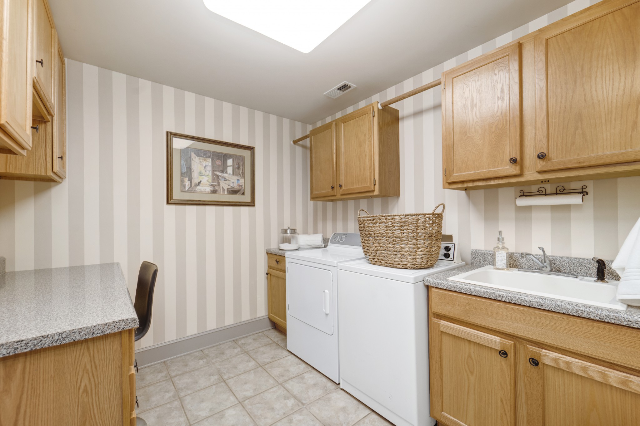 166 Hicks Road Nashville, TN 37221 - Photo 34 of 43 a kitchen with stainless steel appliances granite countertop a sink refrigerator and cabinets