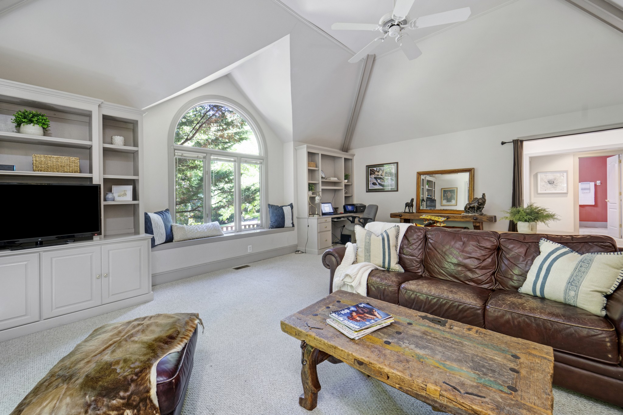 166 Hicks Road Nashville, TN 37221 - Photo 9 of 43 a living room with furniture and a flat screen tv