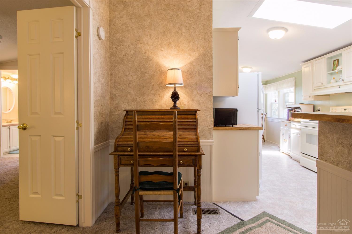 56208 Bufflehead Road Bend, OR 97707 - Photo 18 of 25 Additional Photo