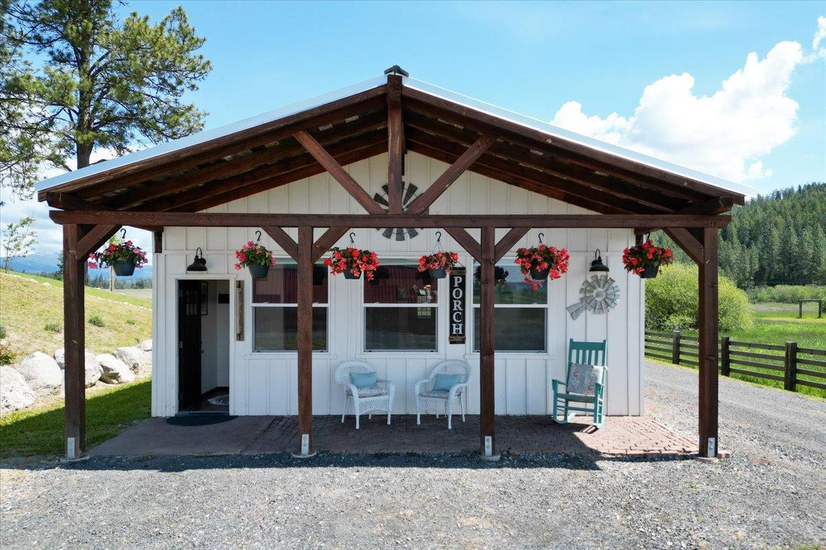 11515 East Heglar Road Mead, WA 99021 - Photo 21 of 40