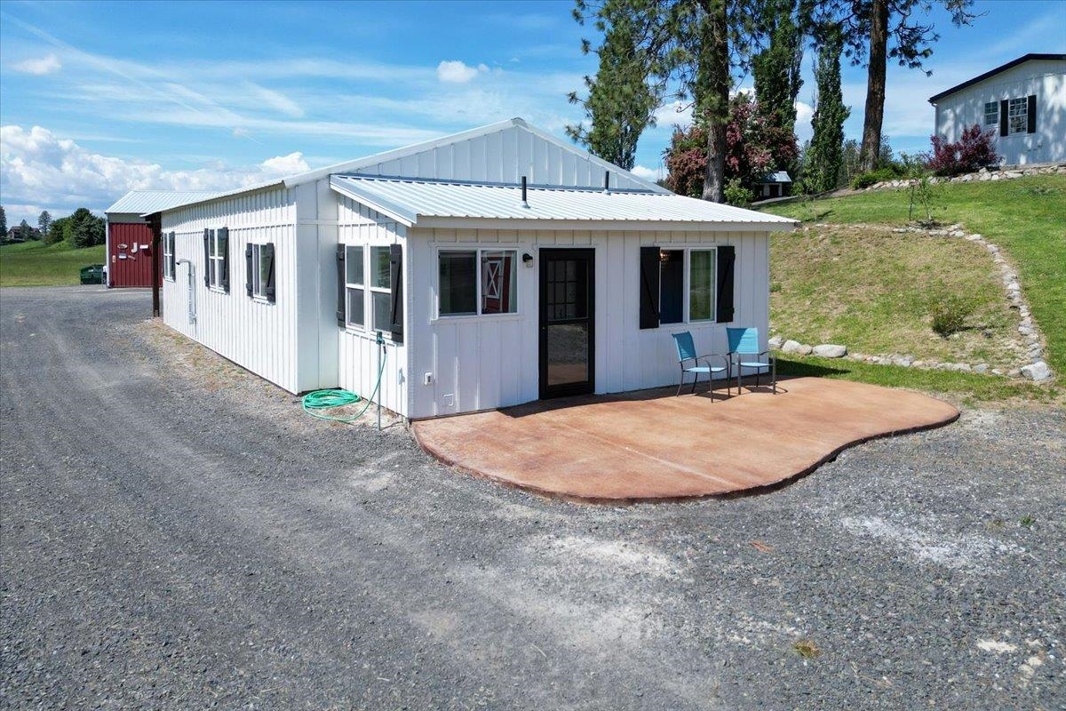 11515 East Heglar Road Mead, WA 99021 - Photo 22 of 40