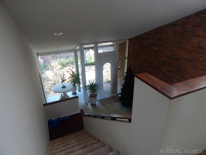737 Lake Shore Road Grosse Pointe Shores, MI 48236 - Photo 21 of 25