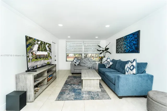 $175,000 | 7500 Northwest 17th Street, Unit 207, Plantation, FL 33313