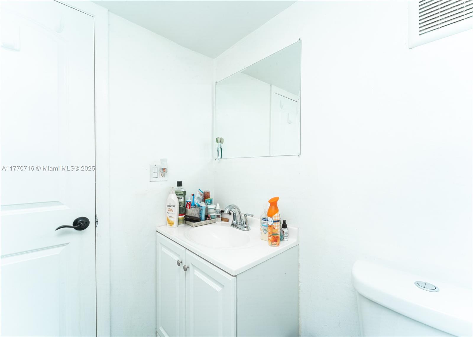 7500 Northwest 17th Street, Unit 207 Plantation, FL 33313 - Photo 6 of 20