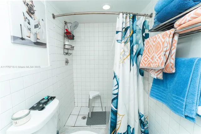 $175,000 | 7500 Northwest 17th Street, Unit 207, Plantation, FL 33313