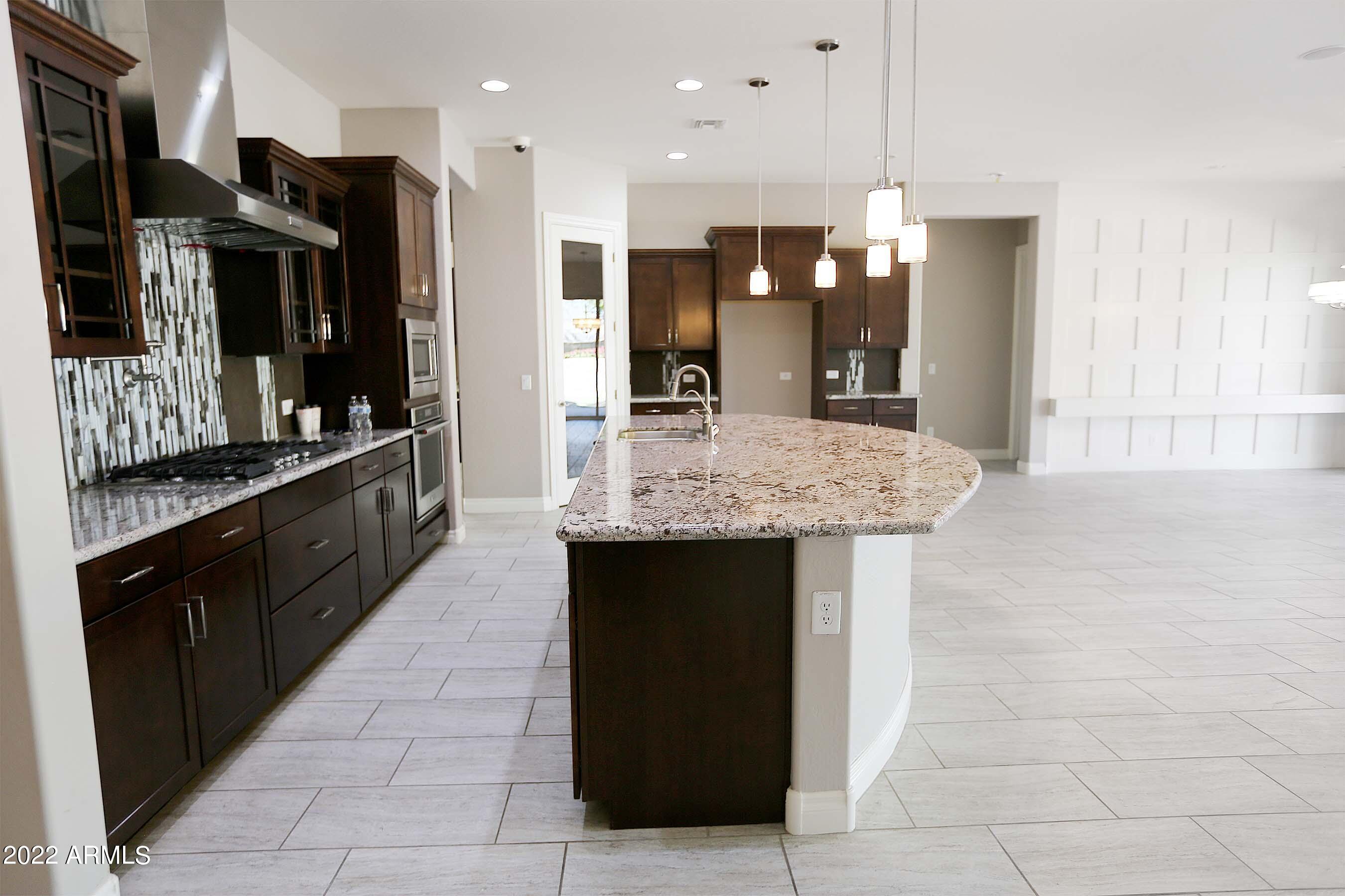 15680 West Berkeley Road Goodyear, AZ 85395 - Photo 3 of 62 Berkeley 53