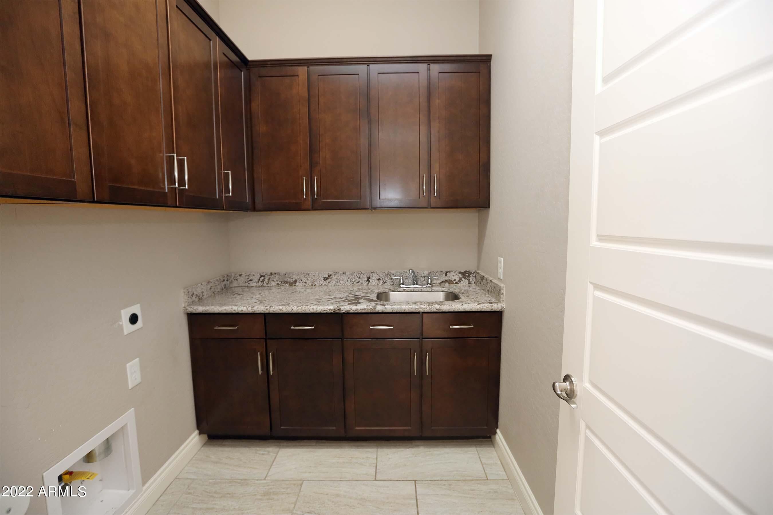 15680 West Berkeley Road Goodyear, AZ 85395 - Photo 39 of 62 Berkeley 38