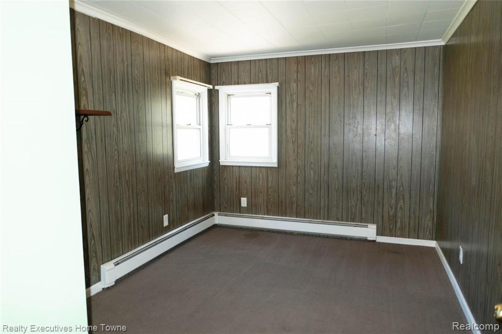 7961 Lakeshore Road Fort Gratiot, MI 48059 - Photo 18 of 37