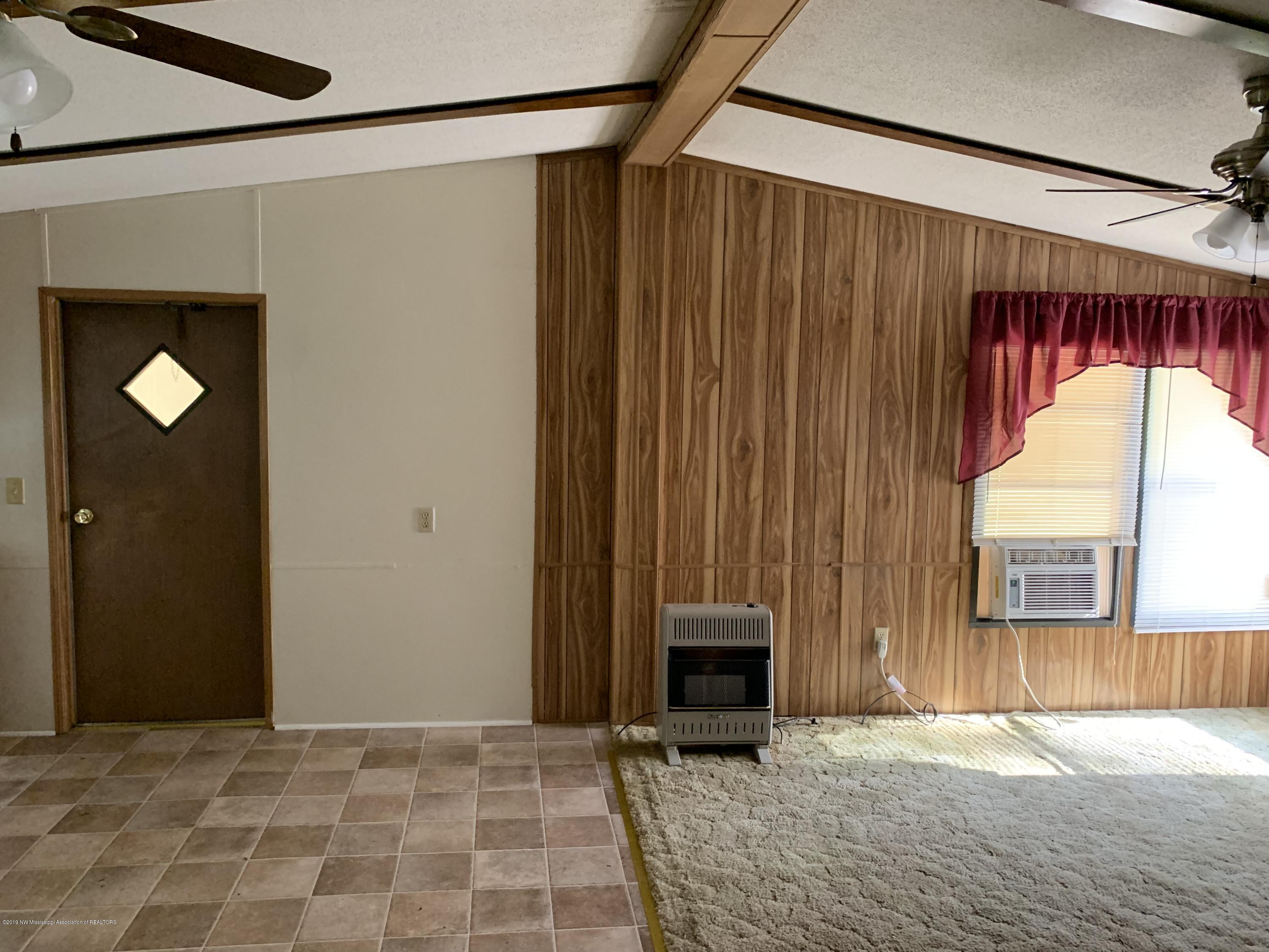 74 Rader Creek Road Sarah, MS 38665 - Photo 5 of 16 FA1A419A-6203-4029-A1EA-88C037DCE9BB