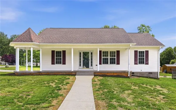 $235,000 | 108 McCleskey Drive, Yadkinville, NC 27055