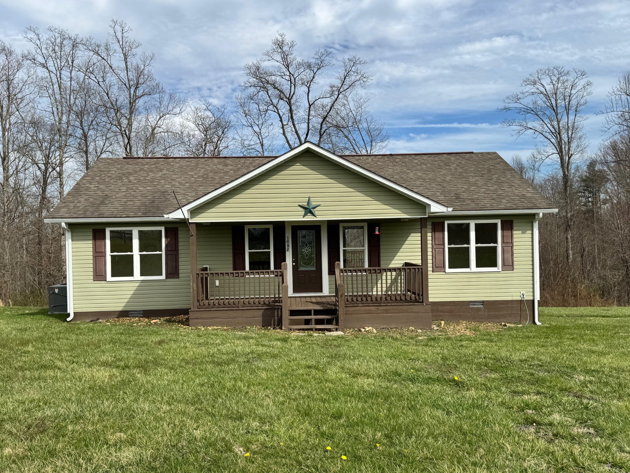 1032 Range Cemetery Road Allardt, TN 38504 - Photo 1 of 25 Gallery Image 1
