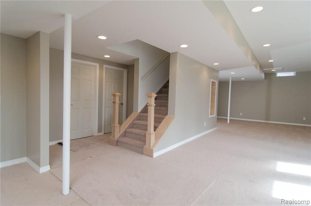 620 Bliss Drive Rochester Hills, MI 48307 - Photo 31 of 38
