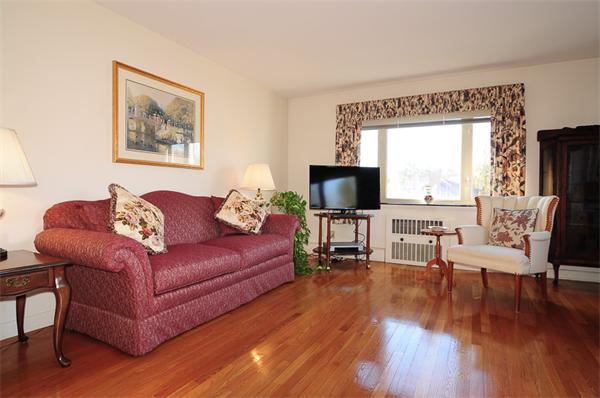 114 Pleasant Street, Unit 306 Arlington, MA 02476 - Photo 3 of 14