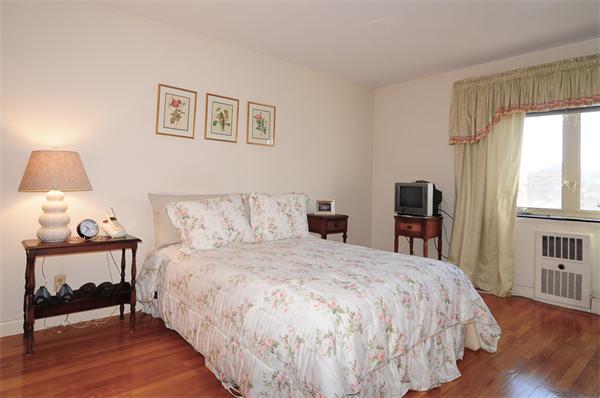 114 Pleasant Street, Unit 306 Arlington, MA 02476 - Photo 6 of 14