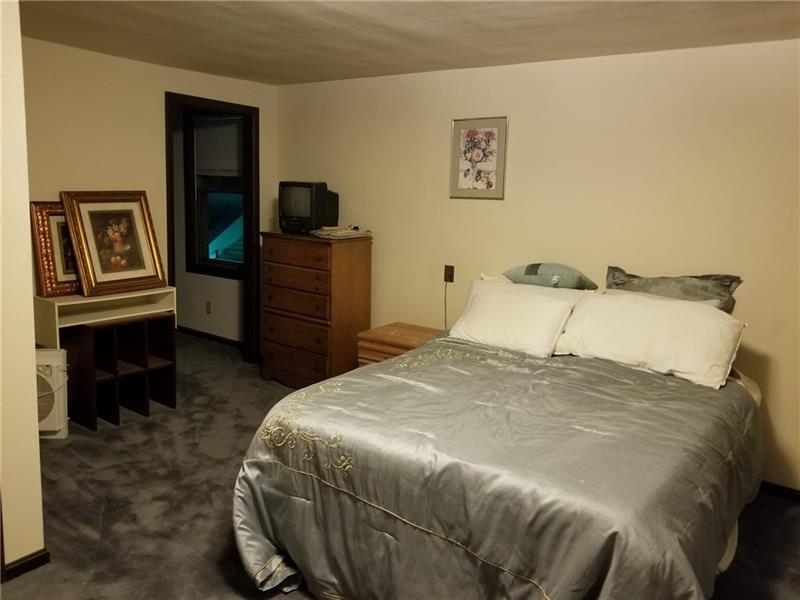 6301 Library Road South Park, PA 15129 - Photo 11 of 15
