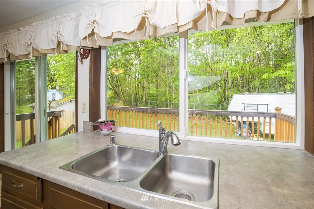 21924 8th Place West Bothell, WA 98021 - Photo 14 of 25