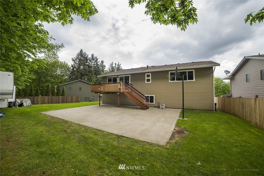 21924 8th Place West Bothell, WA 98021 - Photo 4 of 25