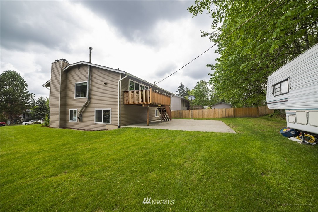21924 8th Place West Bothell, WA 98021 - Photo 6 of 25
