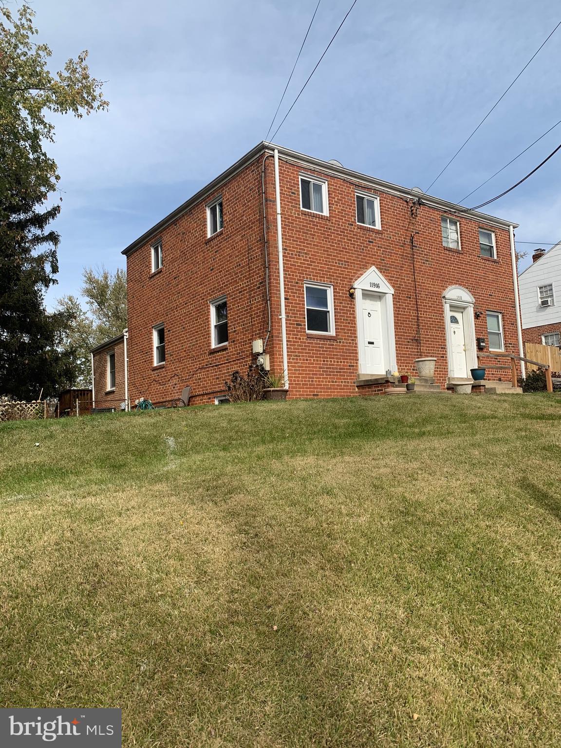 11916 Bluhill Road Silver Spring, MD 20902 - Photo 4 of 44
