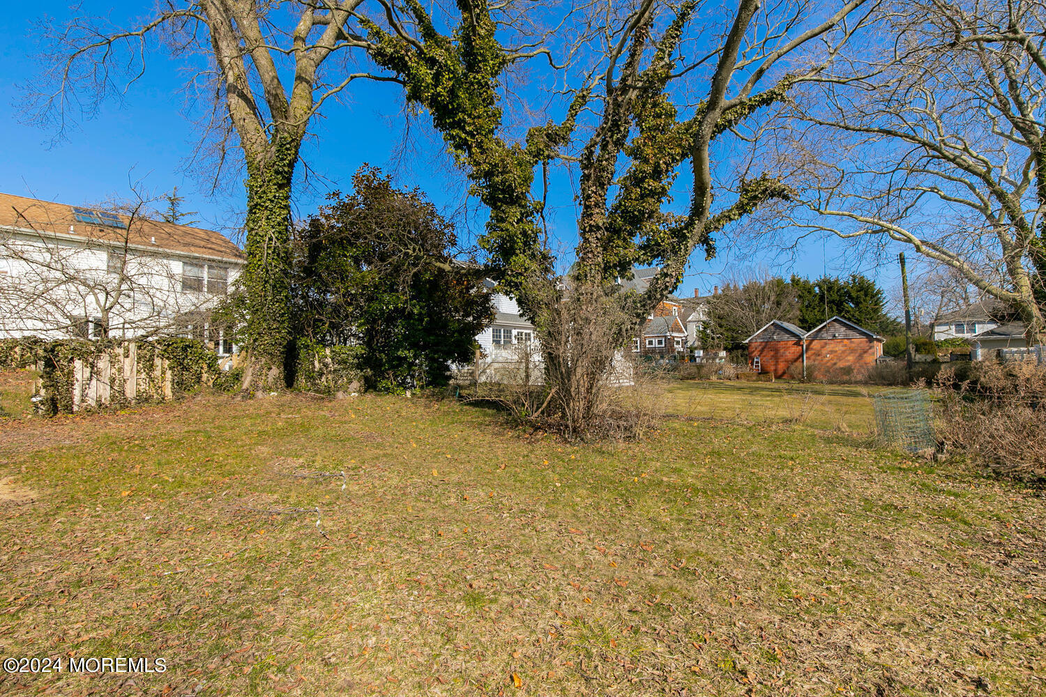 41 Ward Avenue Rumson, NJ 07760 - Photo 14 of 36 Backyard