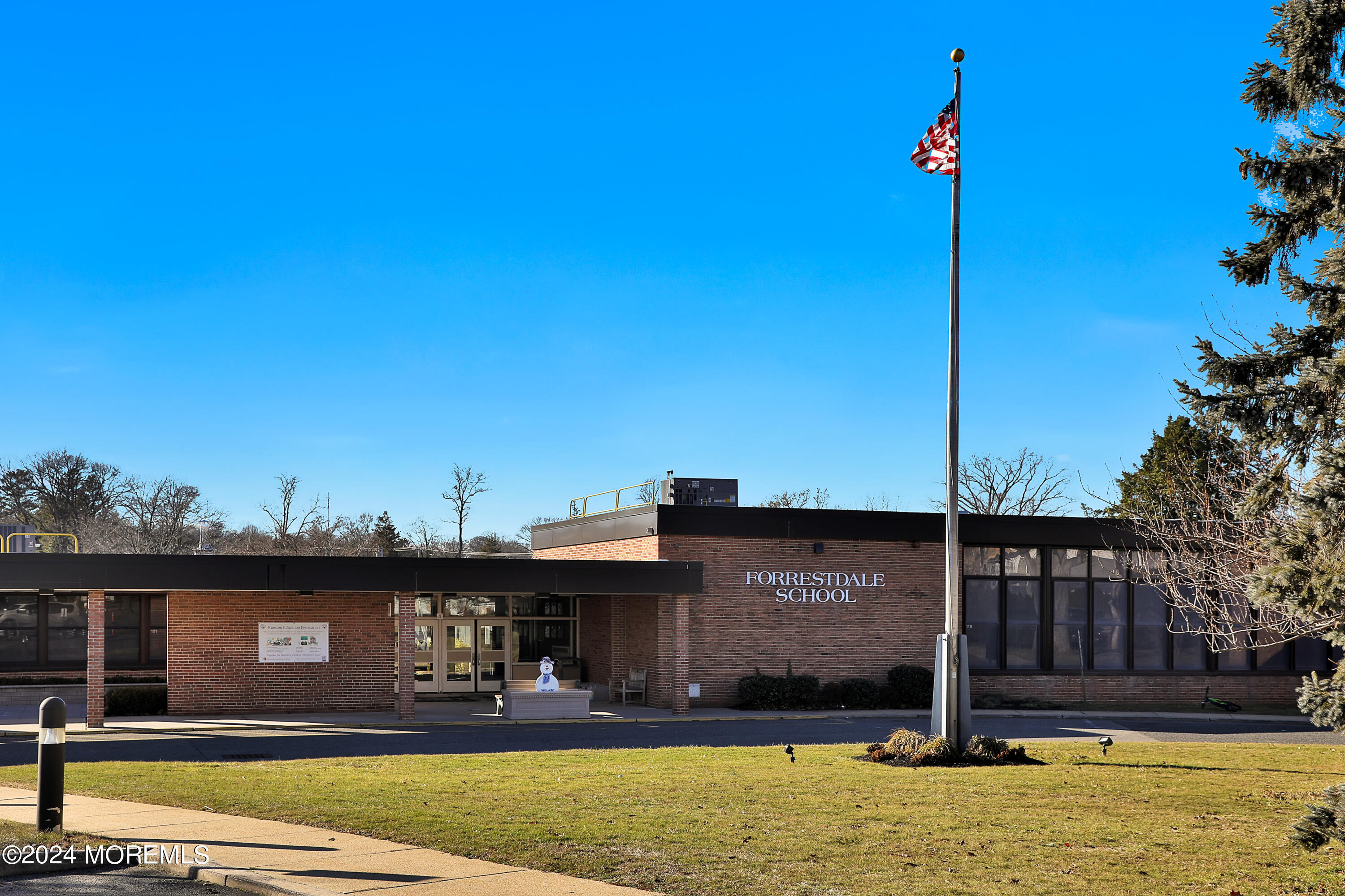 41 Ward Avenue Rumson, NJ 07760 - Photo 29 of 36 Rumson Dean Porter School