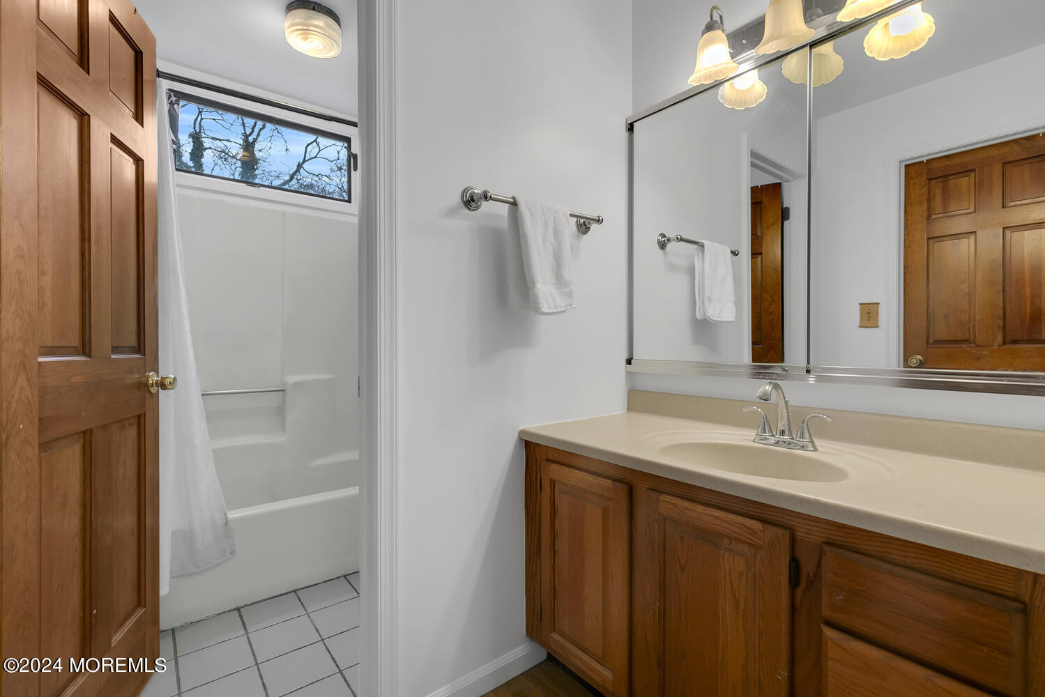 41 Ward Avenue Rumson, NJ 07760 - Photo 7 of 36 Full Bathroom