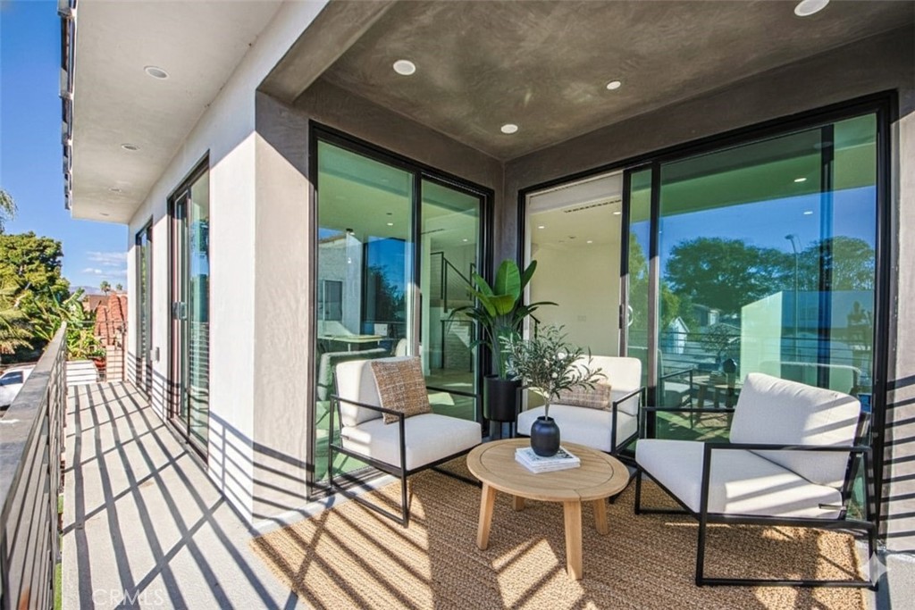 2202 Thurman Avenue Los Angeles, CA 90016 - Photo 6 of 25 a outdoor space with furniture