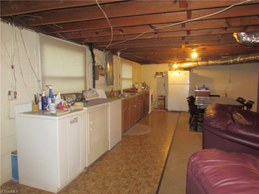 6421 Hidden Springs Road Denton, NC 27239 - Photo 15 of 20 Gallery Image 15