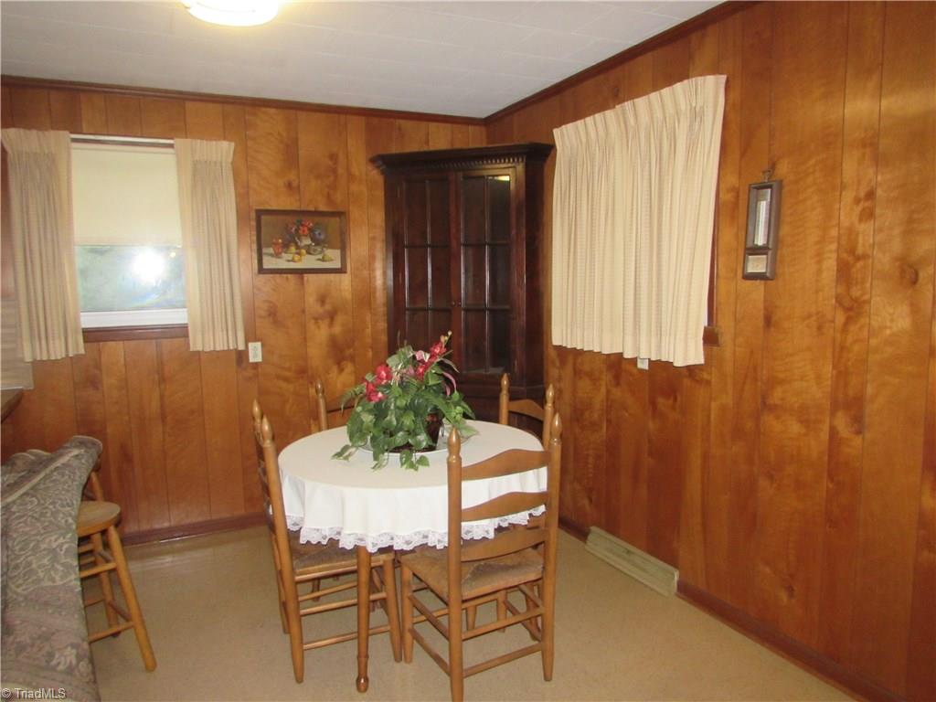 6421 Hidden Springs Road Denton, NC 27239 - Photo 8 of 20 Gallery Image 8