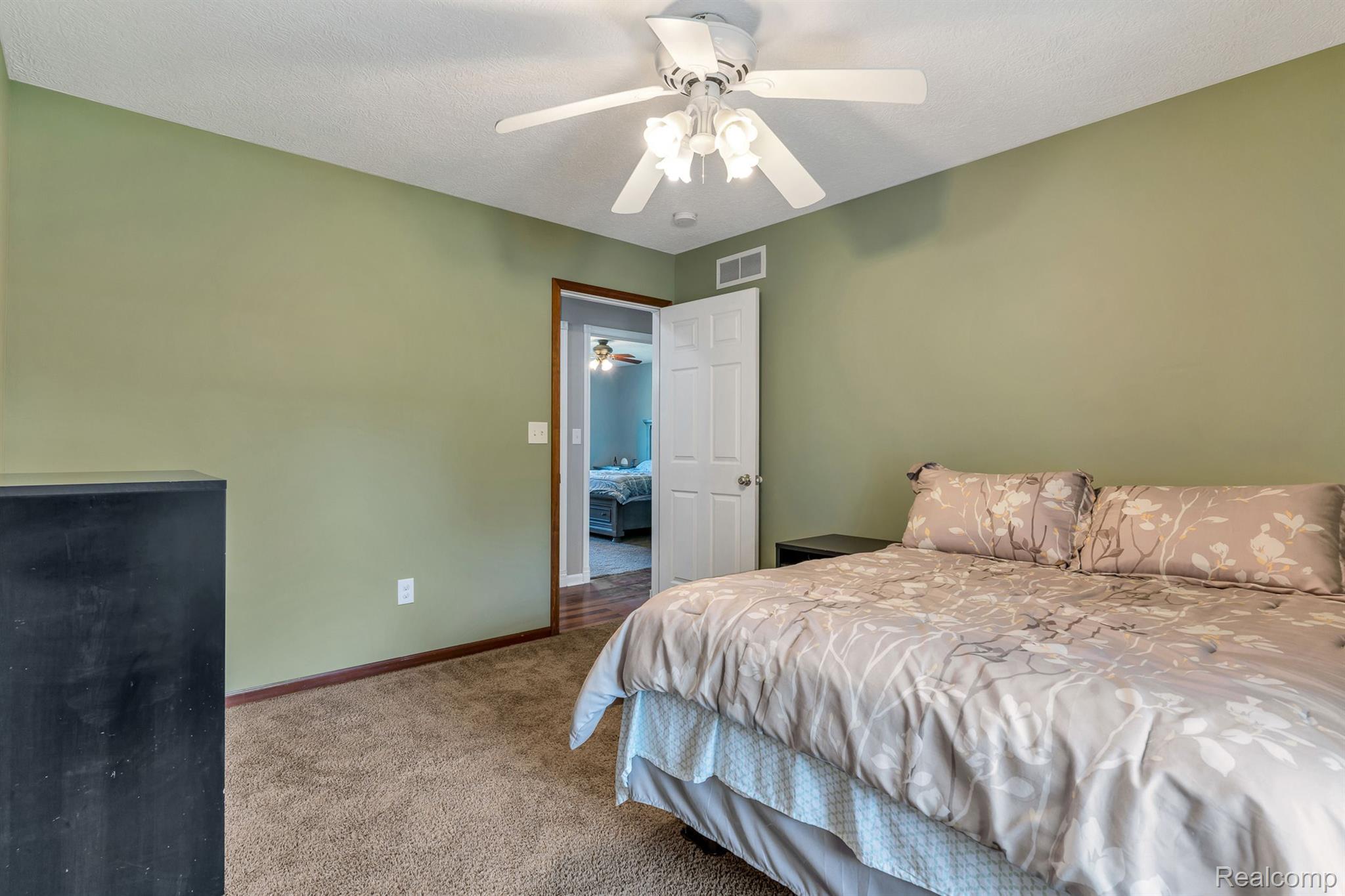 8636 Beardslee Road Perry, MI 48872 - Photo 20 of 49 Gallery Image 20