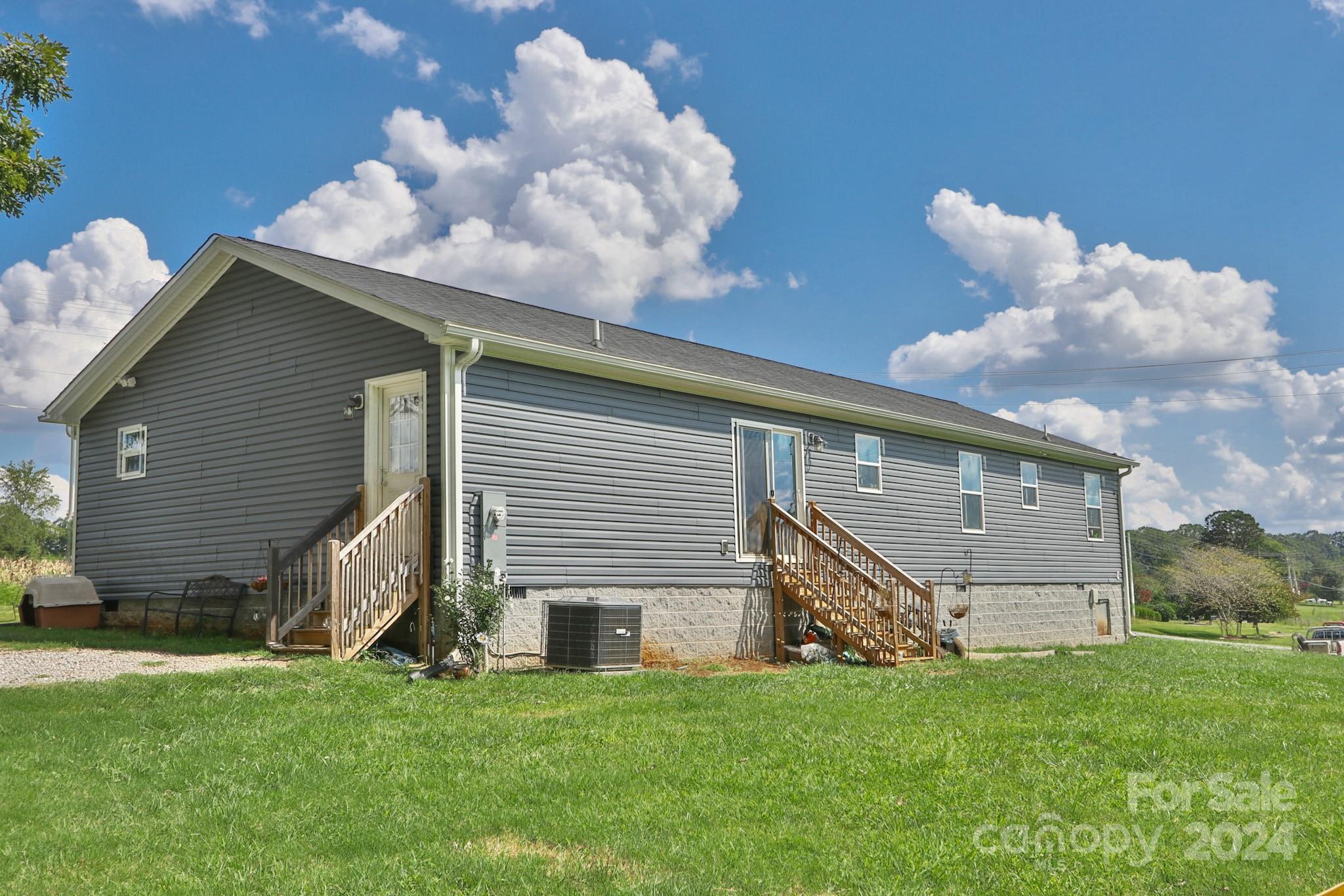 1647 Bloomtown Road East Bend, NC 27018 - Photo 28 of 34