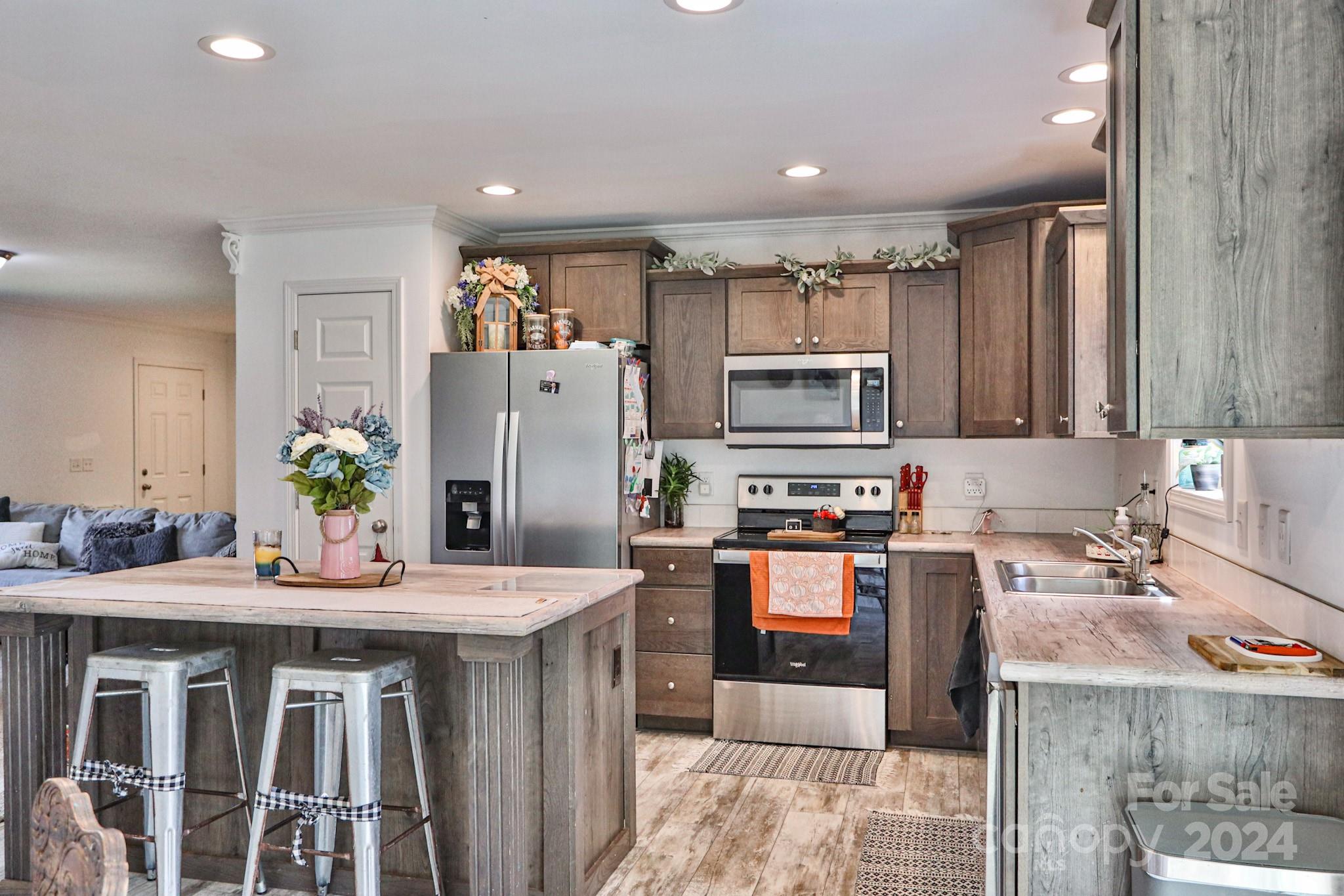 1647 Bloomtown Road East Bend, NC 27018 - Photo 7 of 34