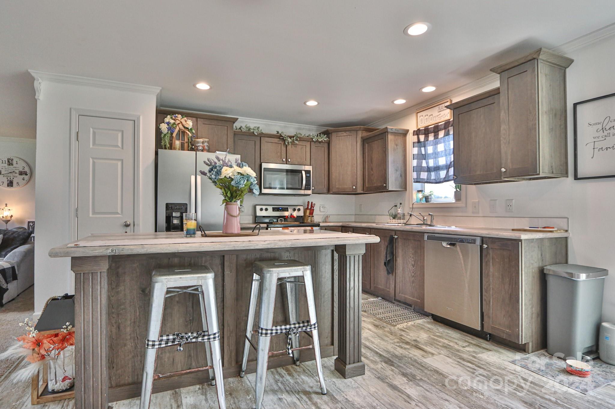 1647 Bloomtown Road East Bend, NC 27018 - Photo 8 of 34