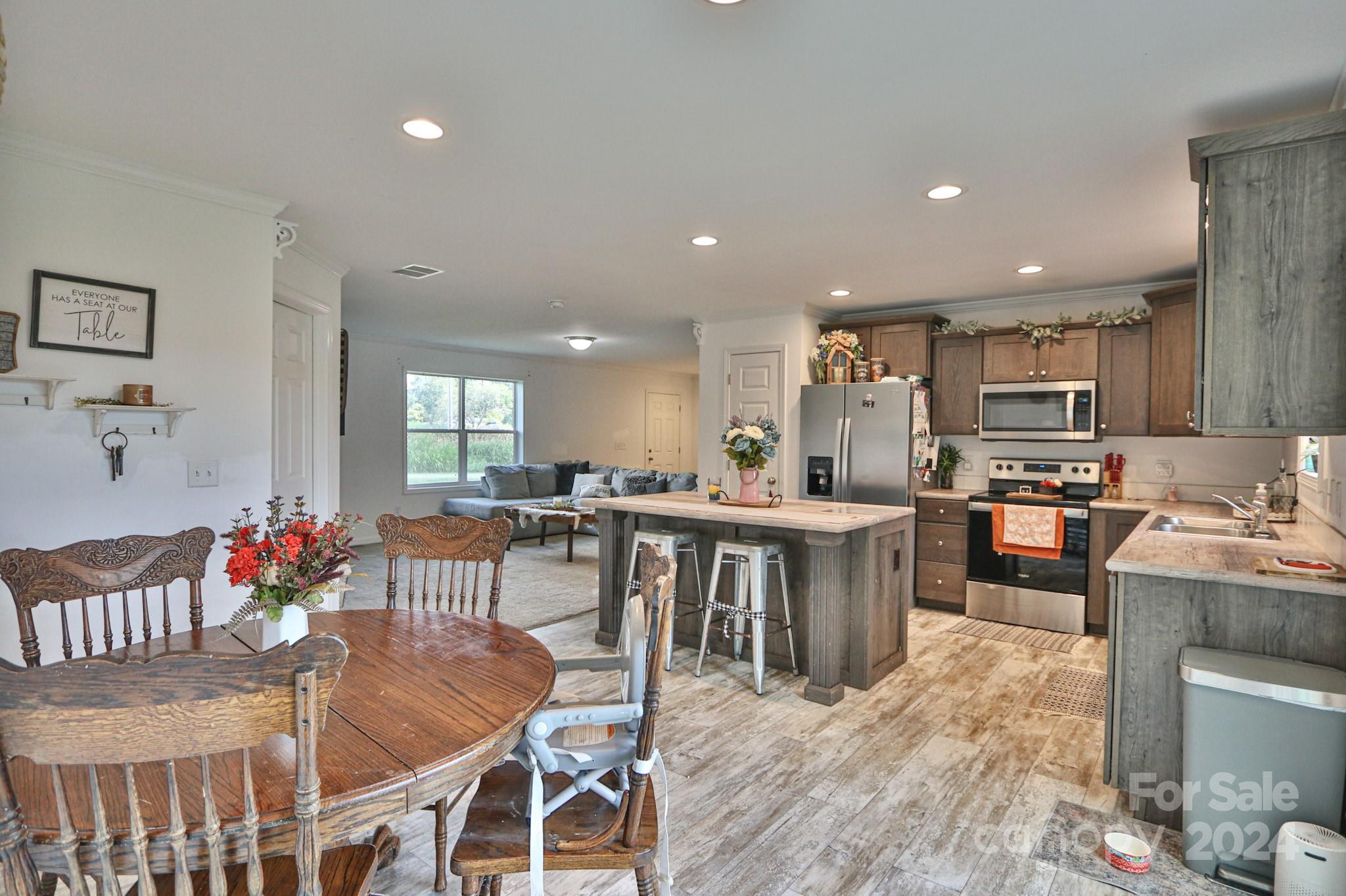 1647 Bloomtown Road East Bend, NC 27018 - Photo 9 of 34