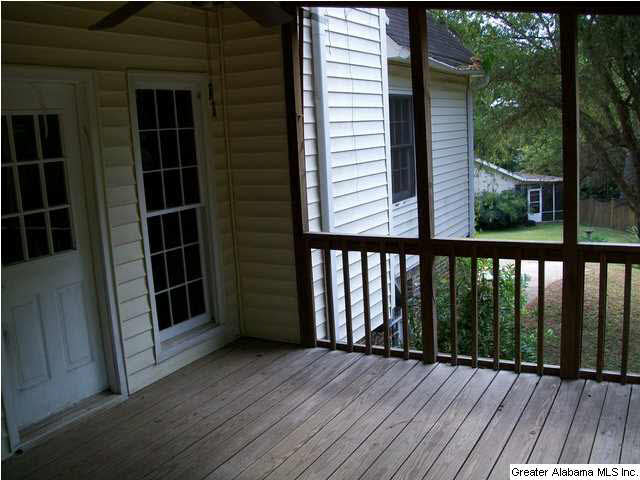 2215 Oak Ridge Circle Birmingham, AL 35226 - Photo 5 of 32