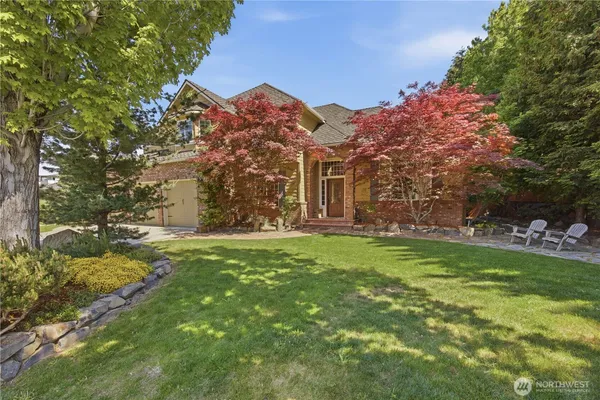 $1,199,000 | 2067 Maiden Lane, Wenatchee, WA 98801
