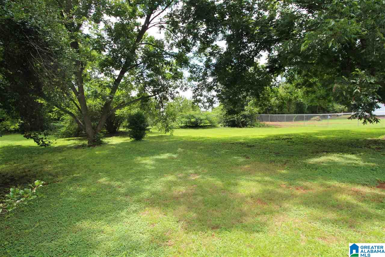 1812 Mae Road Anniston, AL 36207 - Photo 4 of 15