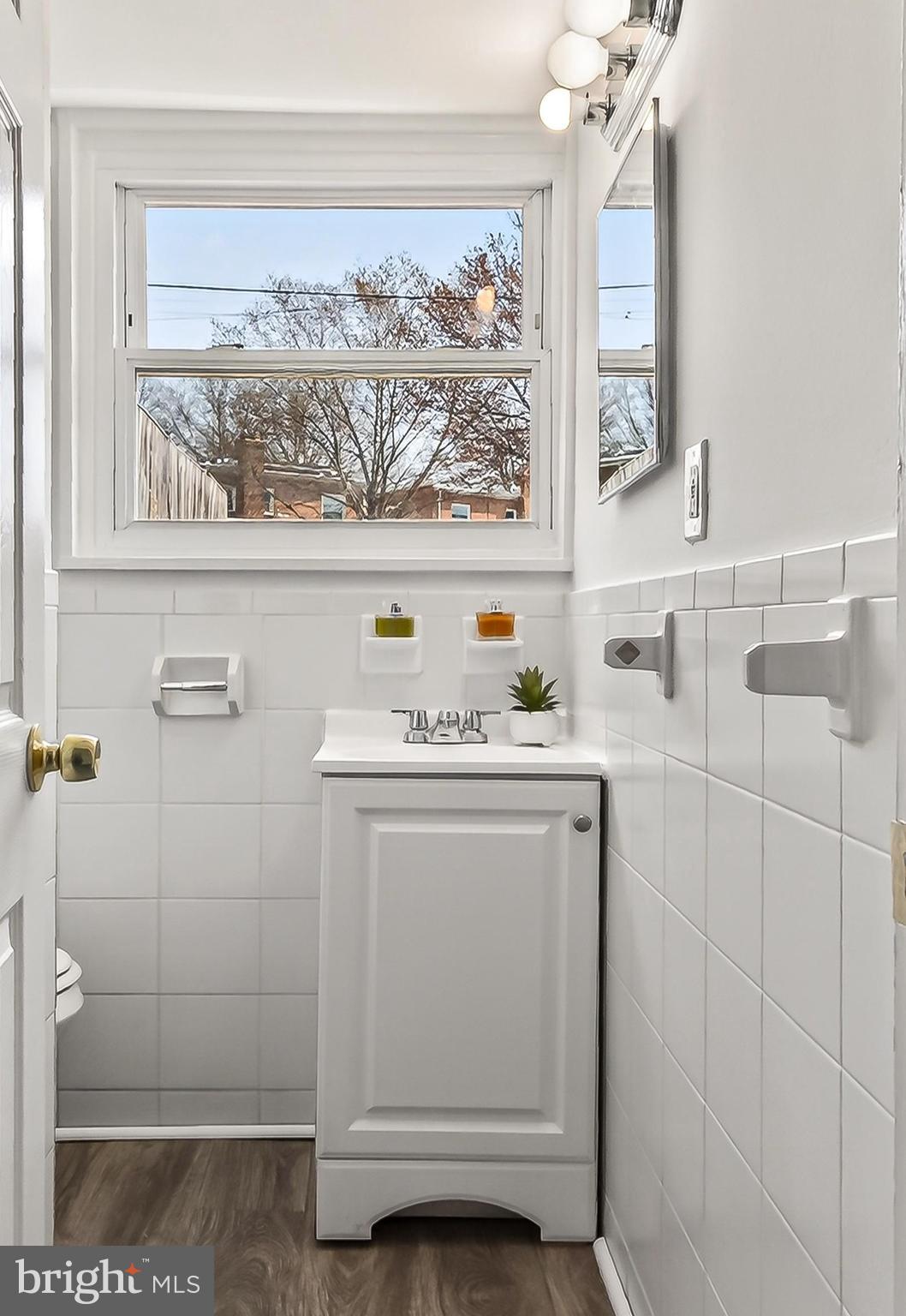 5213 11th Street Northeast Washington, DC 20011 - Photo 39 of 50 Bright LL Bath with shower - towel bar installed