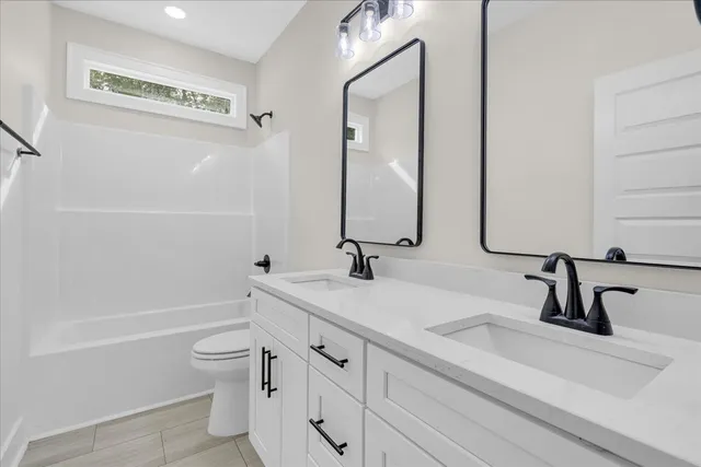 $319,900 | 441 Sherwood Drive, McMinnville, TN 37110